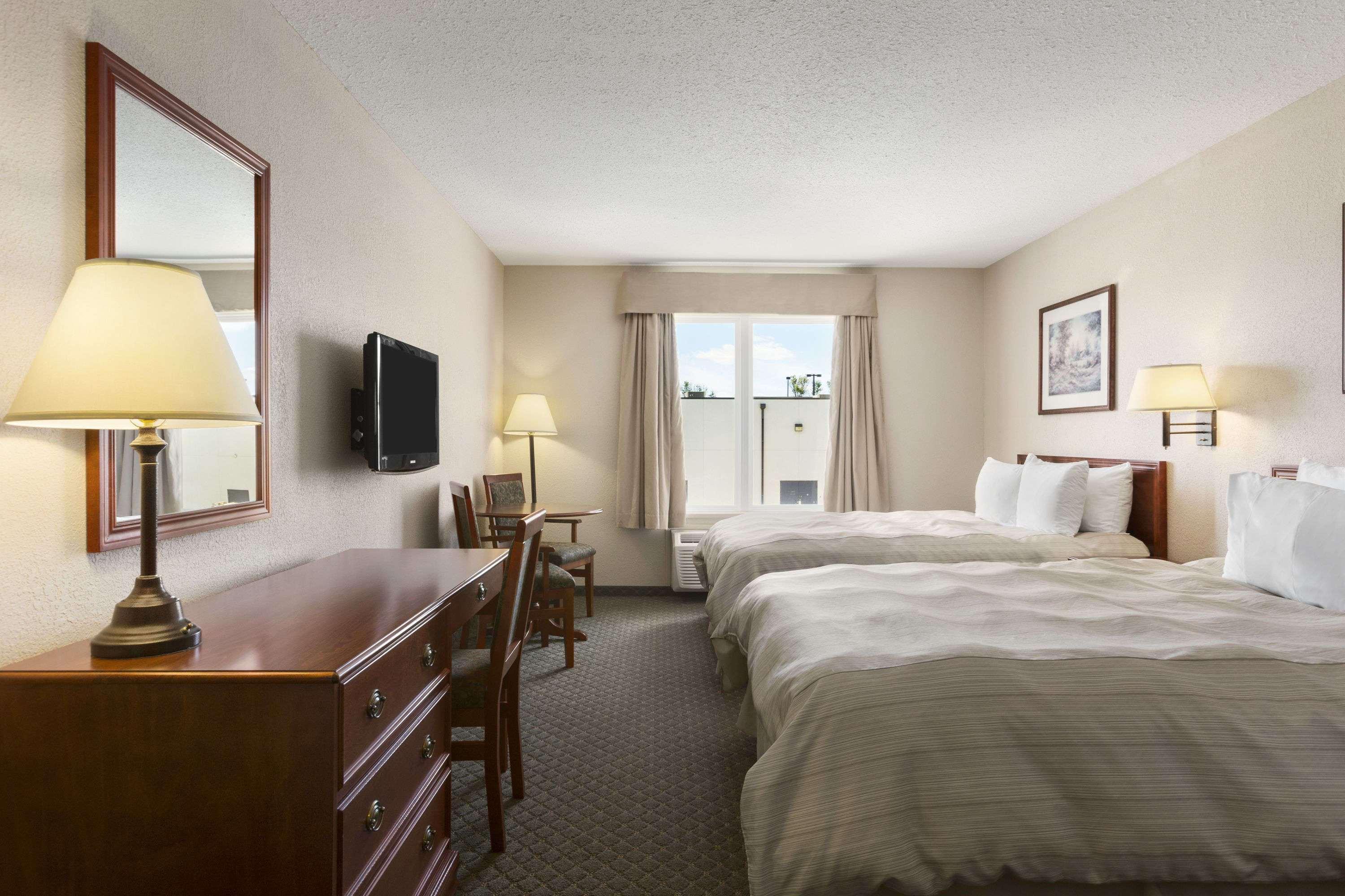 Days Inn & Suites By Wyndham Winkler Exterior foto