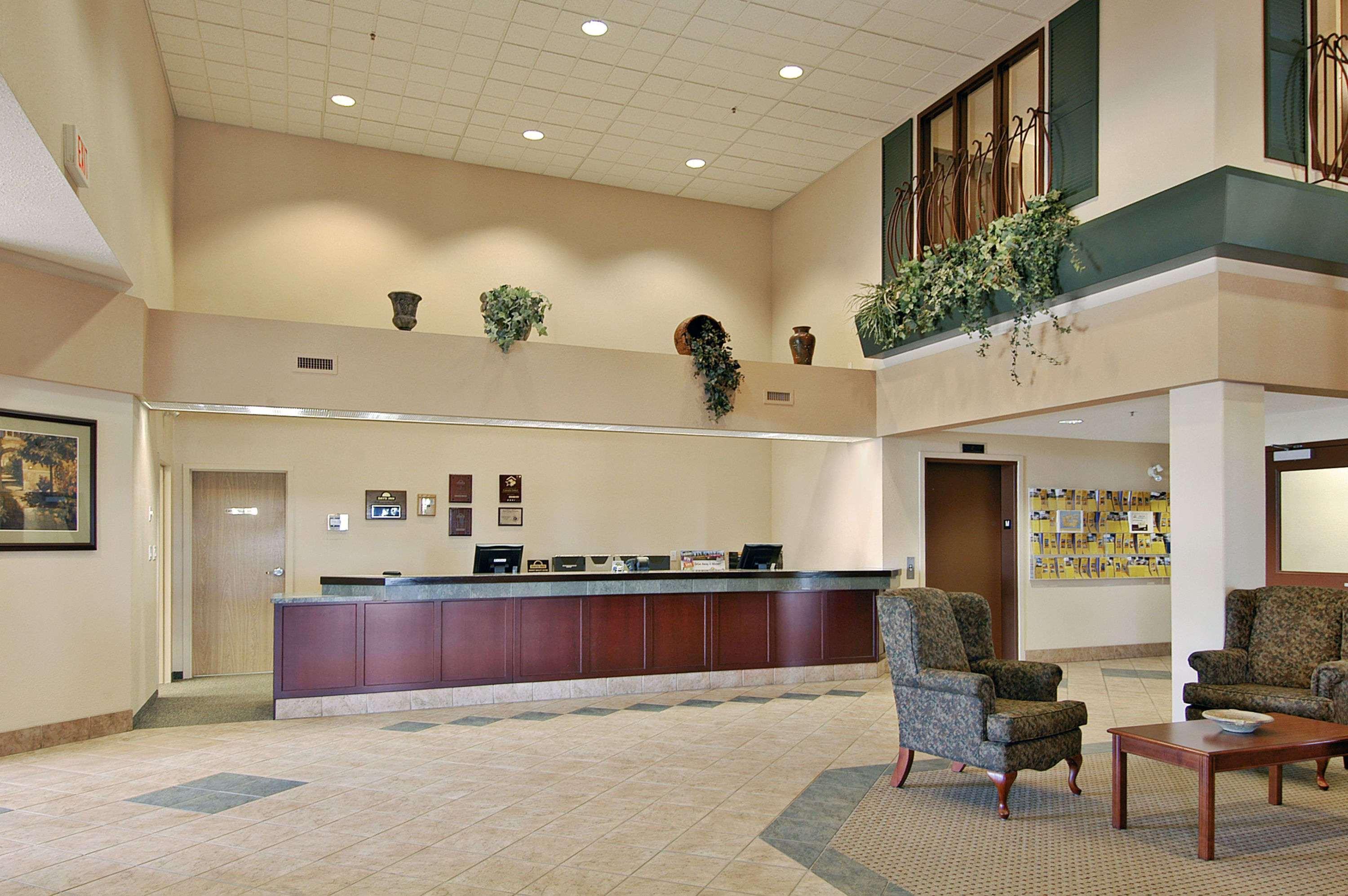Days Inn & Suites By Wyndham Winkler Interior foto
